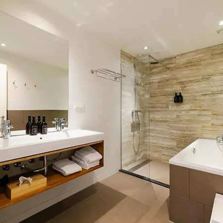 Bloemendaal Suites-2